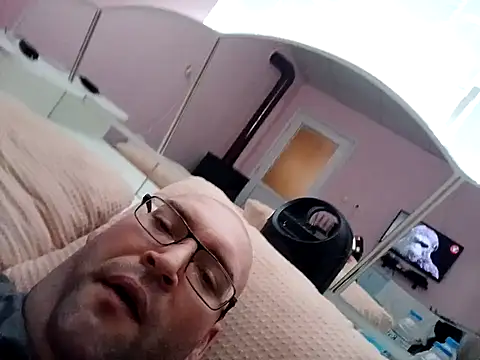 Snapshot of 0777edi chatting on December 2024 10:49:01 AM 0777edi online show from December 2024 10:49:01 AM