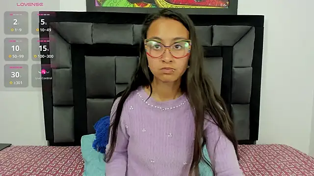 Snapshot of tatiana_valencia chatting on January 2025 04:00:01 PM tatiana valencia online show from January 2025 04:00:01 PM