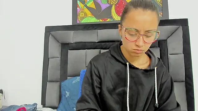 Snapshot of tatiana_valencia chatting on January 2025 03:17:02 PM tatiana valencia online show from January 2025 03:17:02 PM