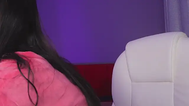 Giovanna oliveira online show from October 2025 05:59:01 AM