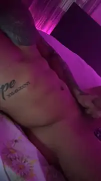 Snapshot of moody1996- chatting on December 2024 01:09:01 PM moody1996- online show from December 2024 01:09:01 PM