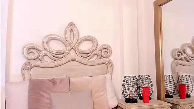 Victoria vallejo  online show from March 2025 11:37:02 AM