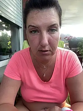 Snapshot of NatiLove35 chatting on June 2026 05:56:01 AM NatiLove35 online show from June 2026 05:56:01 AM