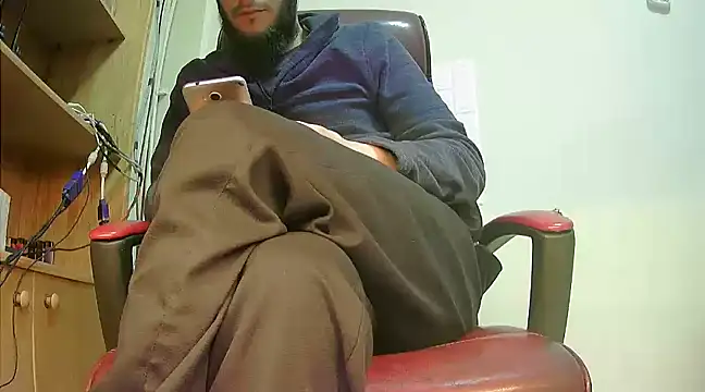 hardbigcock16 online show from February 2025 01:08:02 PM