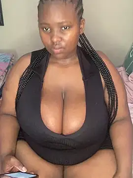 Snapshot of queenxdede chatting on July 2026 02:09:01 PM queenxdede online show from July 2026 02:09:01 PM