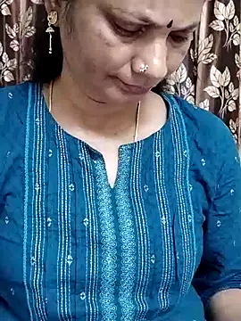 jivitha23 online show from February 2025 02:45:01 AM