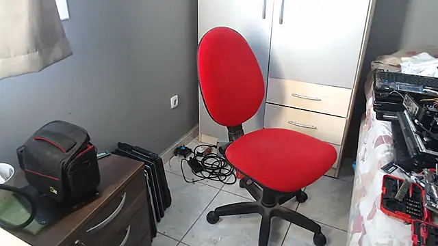 Snapshot of pepepaty chatting on March 2026 04:10:01 PM pepepaty online show from March 2026 04:10:01 PM