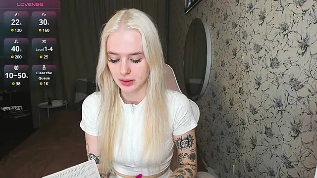 Snapshot of Healing__girl chatting on January 2025 09:40:02 AM Healing girl online show from January 2025 09:40:02 AM