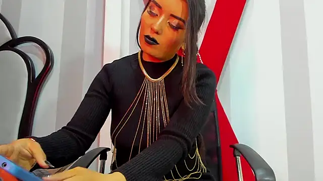 MeliizaQueen online show from February 2025 07:12:02 PM