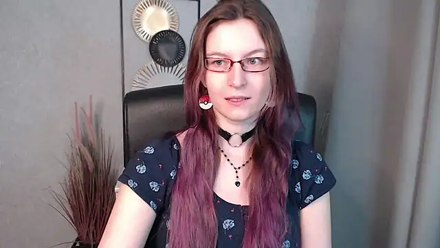 emmaxDelight online show from December 2024 06:24:02 AM