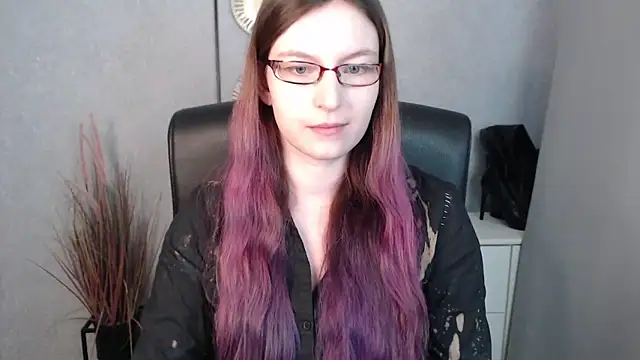 emmaxDelight online show from February 2025 10:12:01 AM