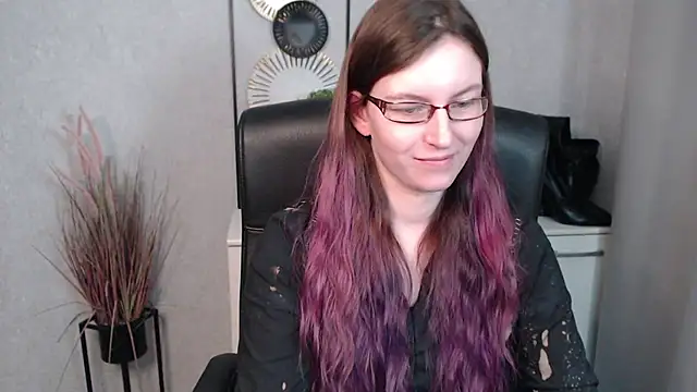 emmaxDelight online show from February 2025 12:34:02 PM