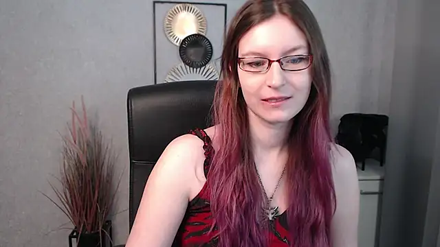 emmaxDelight online show from March 2025 06:41:02 AM