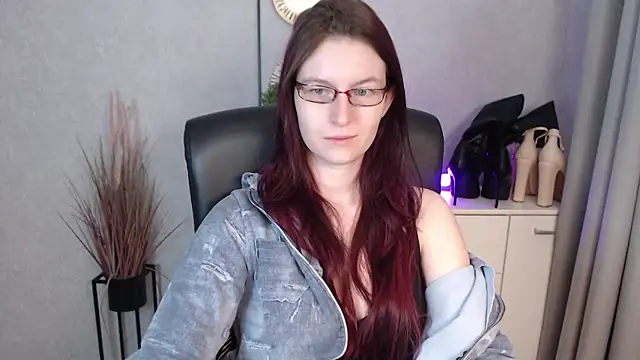 emmaxDelight online show from January 2026 06:29:01 AM