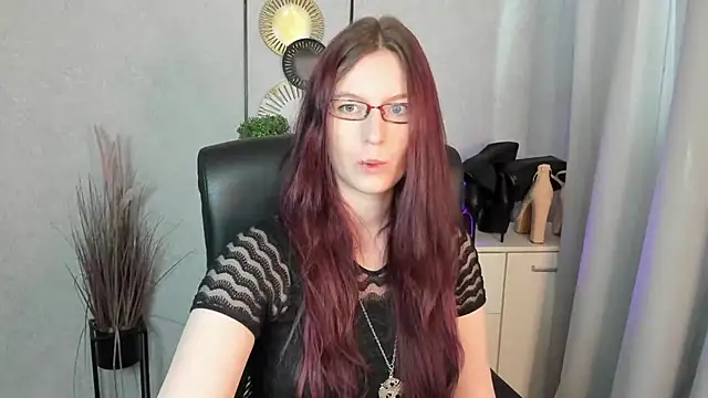 Snapshot of emmaxDelight chatting on June 2026 05:19:02 AM emmaxDelight online show from June 2026 05:19:02 AM