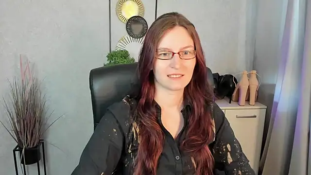Snapshot of emmaxDelight chatting on June 2026 05:45:01 AM emmaxDelight online show from June 2026 05:45:01 AM
