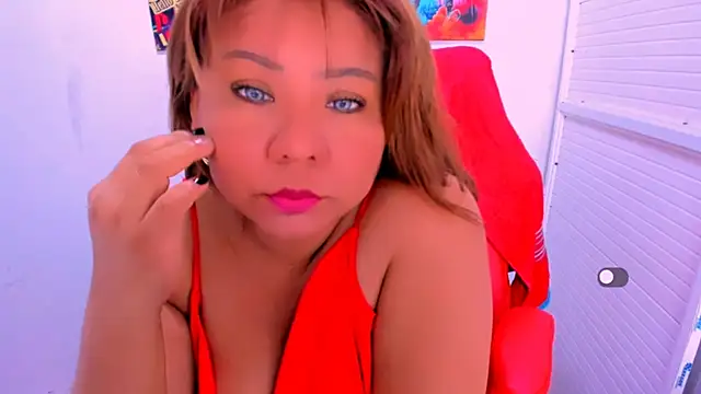 Snapshot of victoria_love89 chatting on December 2025 02:08:02 AM victoria love89 online show from December 2025 02:08:02 AM