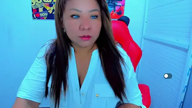 Snapshot of victoria_love89 chatting on February 2026 01:54:01 AM victoria love89 online show from February 2026 01:54:01 AM