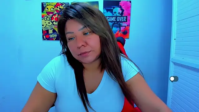 Snapshot of victoria_love89 chatting on February 2026 01:43:01 AM victoria love89 online show from February 2026 01:43:01 AM