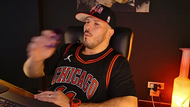 AngeloEric online show from January 2026 01:48:01 PM