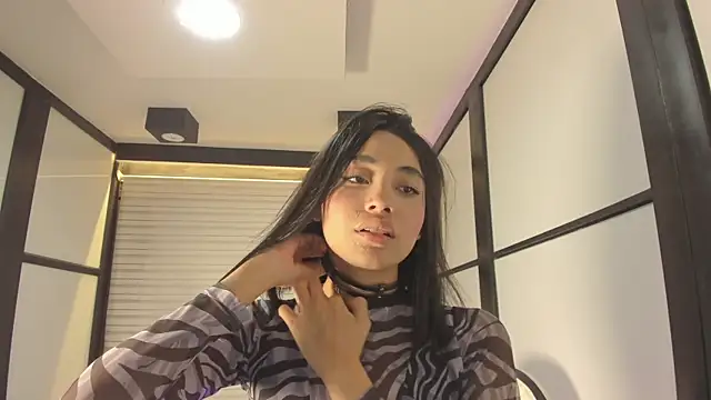 Snapshot of lilithTeen1_ chatting on February 2025 07:33:02 AM lilithTeen1 online show from February 2025 07:33:02 AM