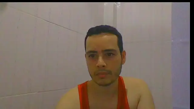 Snapshot of Gasparin32 chatting on November 2025 09:50:02 PM Gasparin32 online show from November 2025 09:50:02 PM