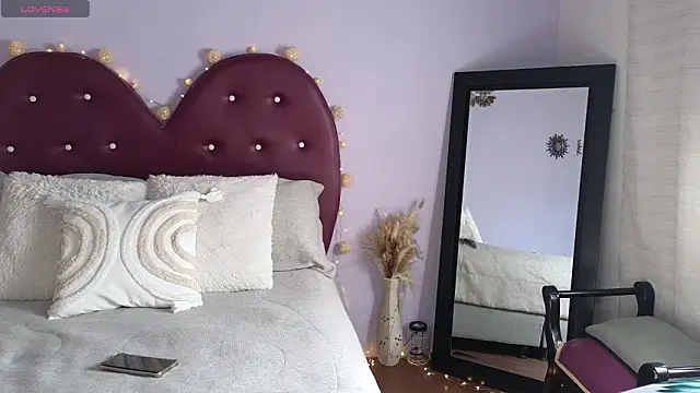 JessieGomezz  online show from February 2026 08:02:02 PM