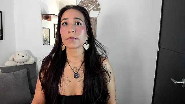 electra hunt online show from June 2026 01:19:01 AM