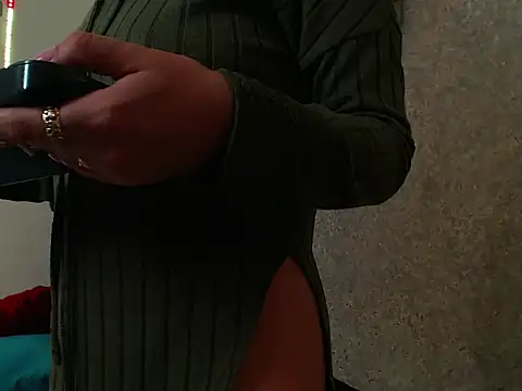 AliciaChelios online show from April 2026 01:16:02 AM