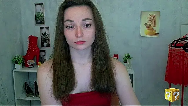  Barbie Kiss  online show from April 2026 01:42:02 PM