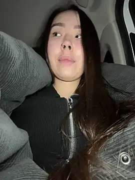 Asian Asami online show from December 2024 08:02:01 PM