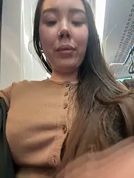 Asian Asami online show from February 2025 08:11:01 PM