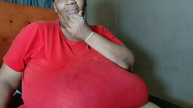 tinagiant online show from February 2026 08:41:02 PM