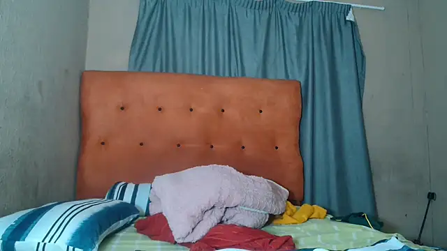 tinagiant online show from April 2026 03:14:02 PM
