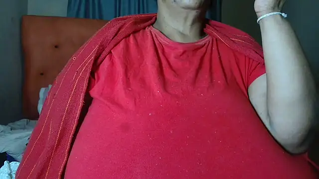 tinagiant online show from May 2026 06:35:01 PM