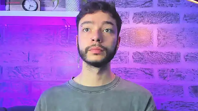 noah ricci online show from November 2025 12:05:02 PM