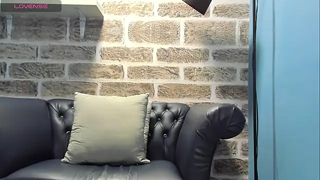 noah ricci online show from February 2026 02:10:01 PM