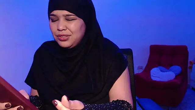 VenussTits97 online show from April 2026 09:34:01 PM