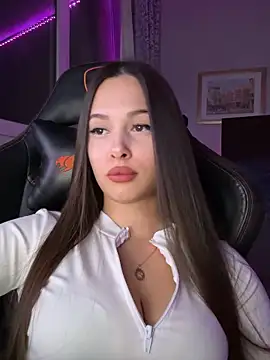 Snapshot of EricaWalls chatting on November 2025 05:15:01 PM EricaWalls online show from November 2025 05:15:01 PM