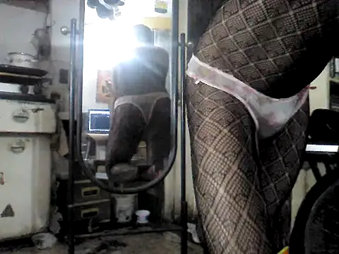 Snapshot of tu_poeta chatting on November 2025 12:20:02 AM tu poeta online show from November 2025 12:20:02 AM