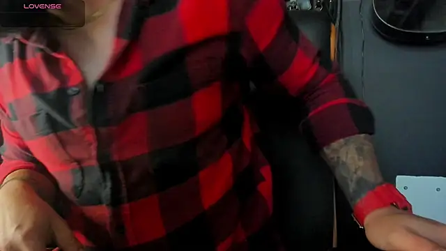 axxelrich  online show from September 2025 04:47:01 AM