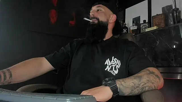 axxelrich  online show from October 2025 02:07:02 PM