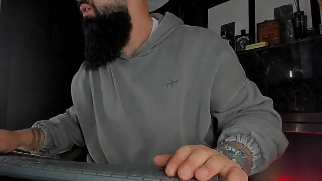 axxelrich  online show from October 2025 04:57:02 AM