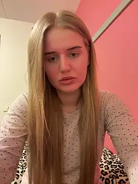 yourhornyslut online show from February 2025 08:41:01 PM