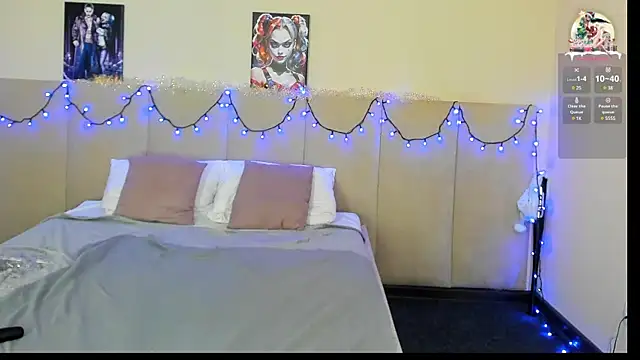 MuscleXXXBarbie online show from December 2024 11:28:01 PM