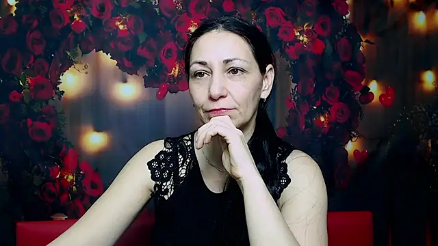 Snapshot of LiluGrants chatting on February 2025 04:26:02 AM LiluGrants online show from February 2025 04:26:02 AM