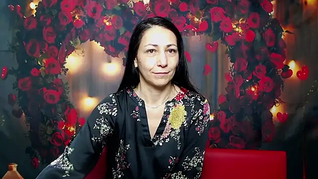 Snapshot of LiluGrants chatting on February 2025 01:44:02 AM LiluGrants online show from February 2025 01:44:02 AM