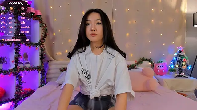 Snapshot of Lin_kun chatting on December 2024 02:11:01 PM Lin kun online show from December 2024 02:11:01 PM