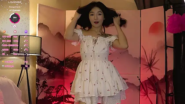 Snapshot of Lin_kun chatting on January 2025 06:50:01 PM Lin kun online show from January 2025 06:50:01 PM