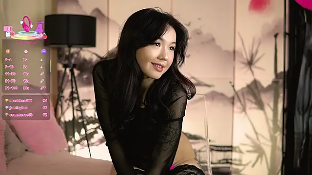 Snapshot of Lin_kun chatting on March 2025 05:28:01 PM Lin kun online show from March 2025 05:28:01 PM